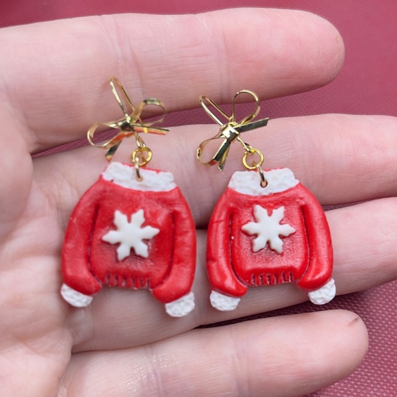 Red Christmas Snowflake ❄️ Ugly Sweater Earrings w/ Gift Box - Picture 2 of 4